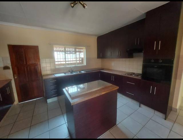 2 BEDROOM PROPERTY TO RENT IN ERASMIA